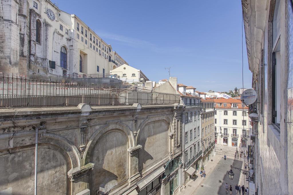 5 Sins Chiado Hostel リスボン エクステリア 写真