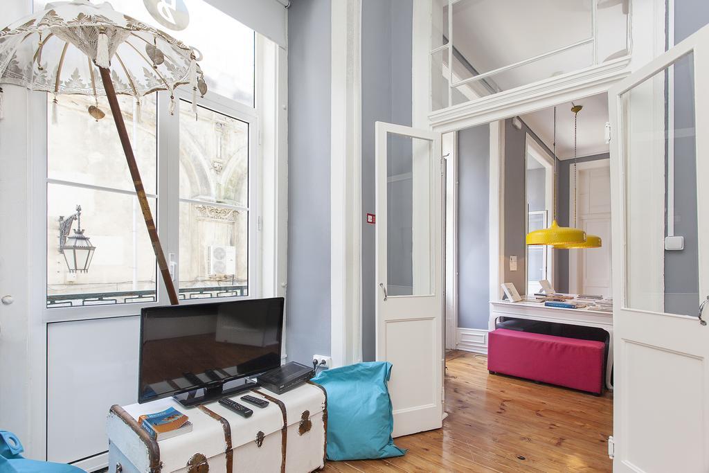 5 Sins Chiado Hostel リスボン エクステリア 写真